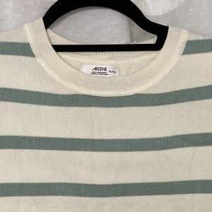 3/$10 SALE Green and White Striped Cropped Knit Tee NWOT